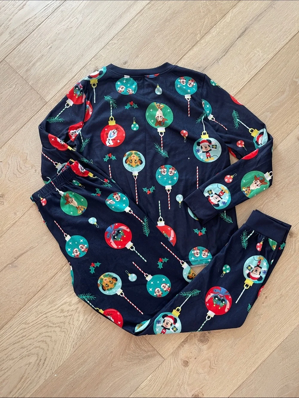 DISNEY PIXAR 100 Mickey & Friends Holiday Pajama Set - Navy, Grey, Red, Green S - Picture 4 of 4